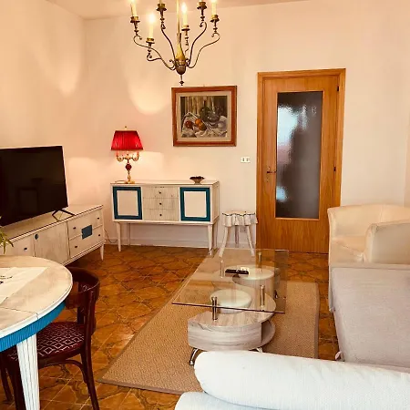 Al Centro - Locazione Turistica Apartment